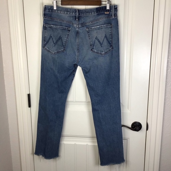 MOTHER Superior The Trickster Skimp Frayed Jeans in Thrill Seeker Size 31. - Picture 5 of 10